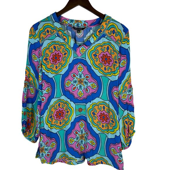 John Mark‎ Pink Blue Geometric Floral V-neck Blouse M Colorful Retro Boho Artsy - Picture 1 of 10